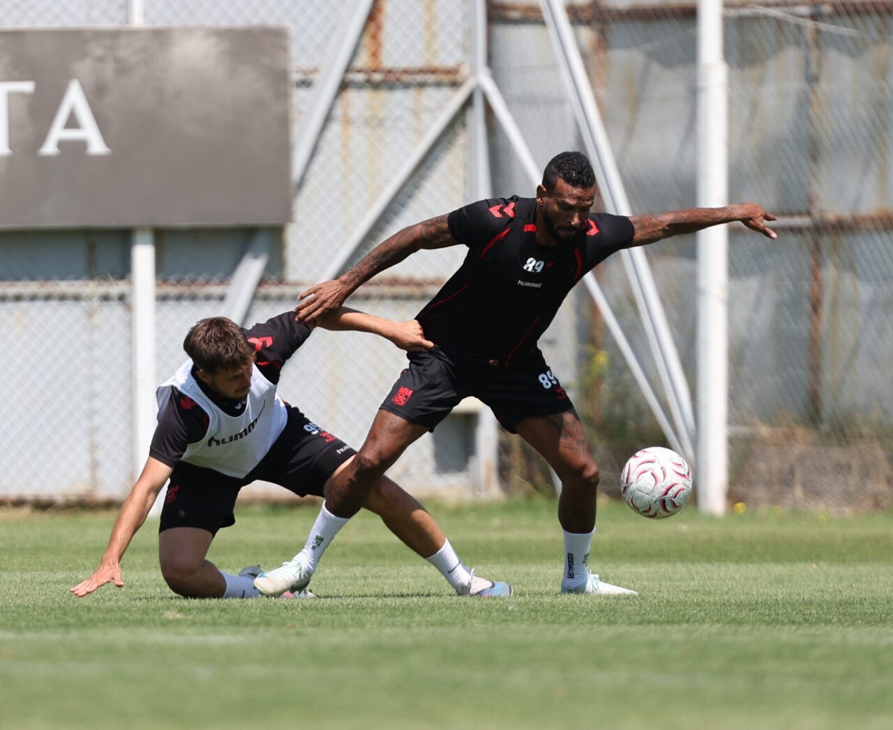 SİVAS (AA) – Trendyol 1. Lig ekiplerinden Ekenler Beton Sivasspor,