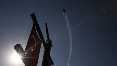 BİTLİS (AA) – Türk Hava Kuvvetlerinin akrobasi timi SOLOTÜRK, Malazgirt
