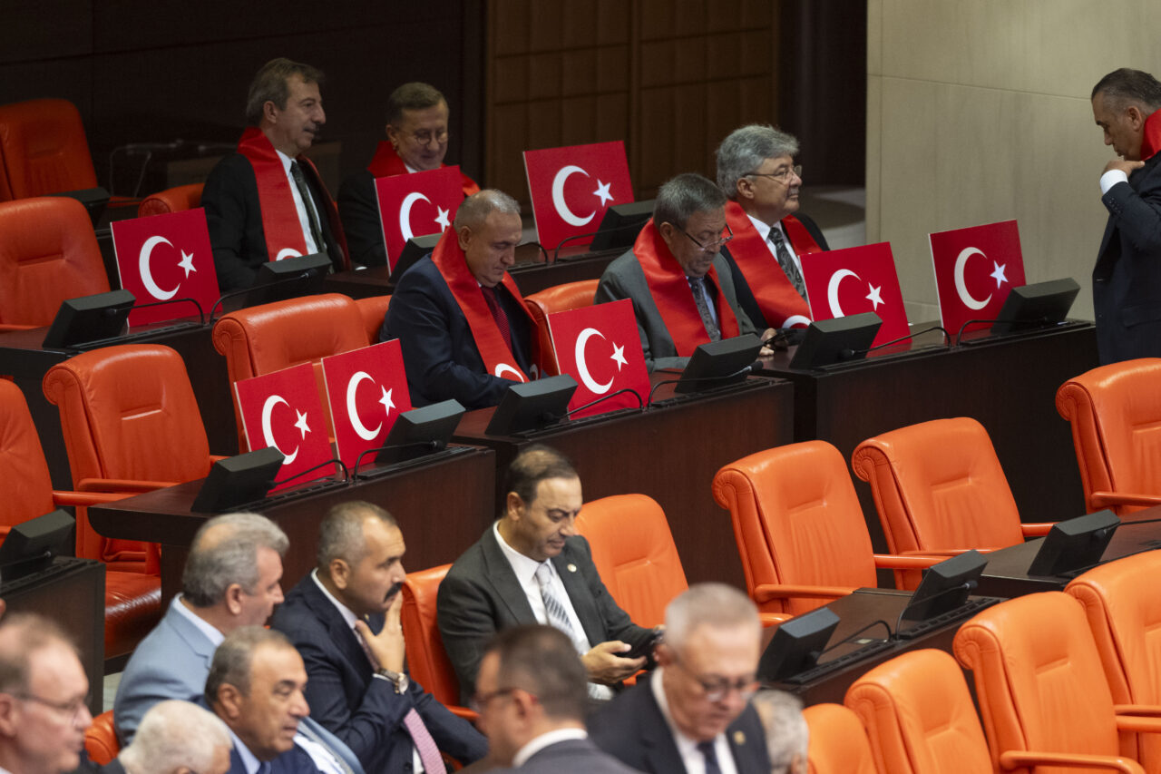 TBMM (AA) – TBMM Genel Kurulu, Meclis Başkanvekili Celal Adan