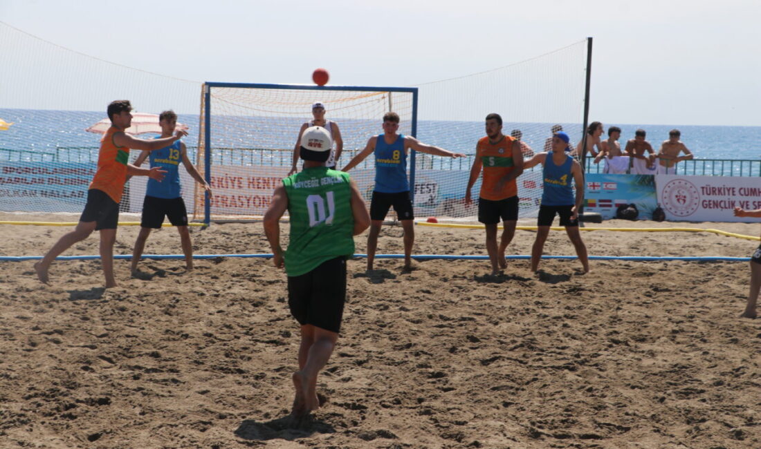 TEKİRDAĞ (AA) – Tekirdağ'da ilk kez düzenlenen KUMFEST Uluslararası Spor
