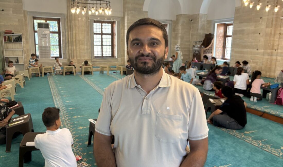 TEKİRDAĞ (AA) – Tekirdağ'da yaz Kur'an kursuna katılan öğrenciler, biriktirdikleri