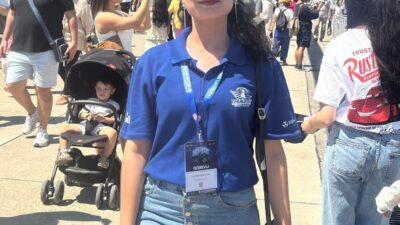 - Almanya'dan gelerek eşiyle TEKNOFEST'i ziyaret eden Naci Yüksel:
- "Avrupa'da