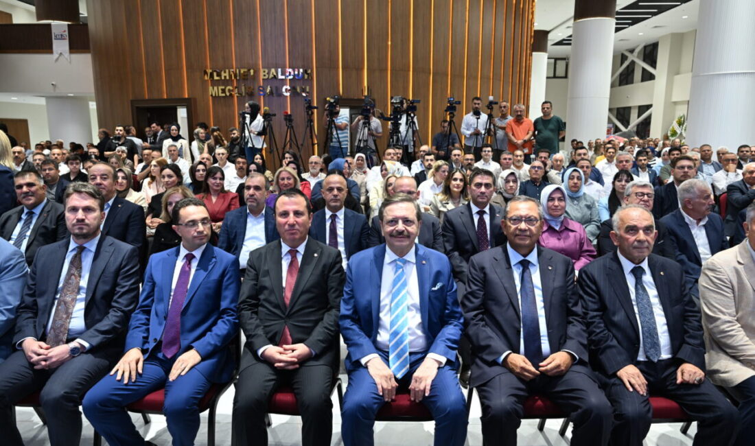 - "TUSAŞ yatırımıyla birlikte savunma sanayisine de Kahramanmaraş damgasını vuracaktır"