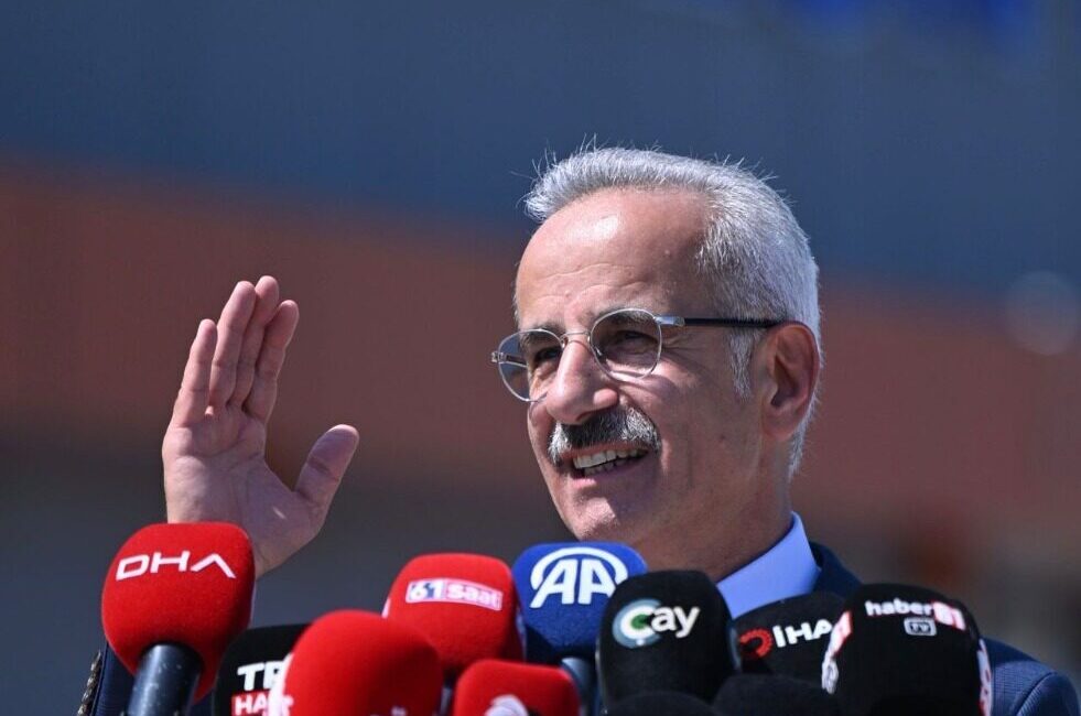 - Ulaştırma ve Altyapı Bakanı Abdulkadir Uraloğlu:
- "Bir günde toplam