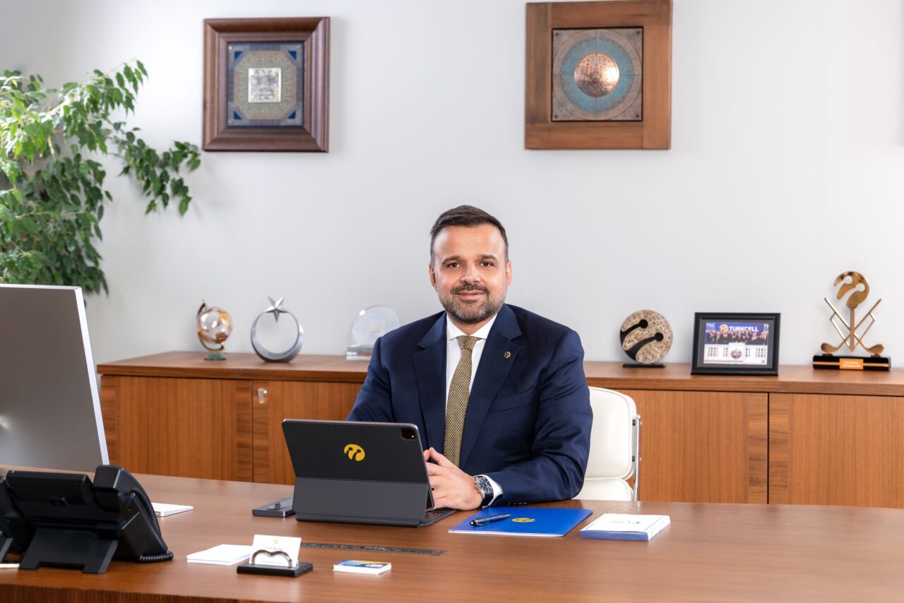 - Turkcell Genel Müdürü Ali Taha Koç:
- "Yıl sonu enflasyon