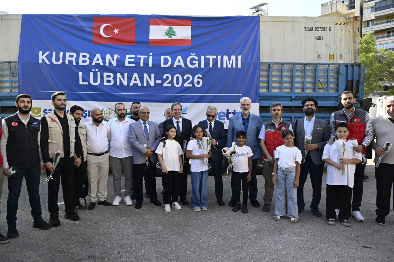 BEYRUT (AA) – Türkiye'deki yardım kuruluşları, Lübnan'a yaklaşık 700 bin