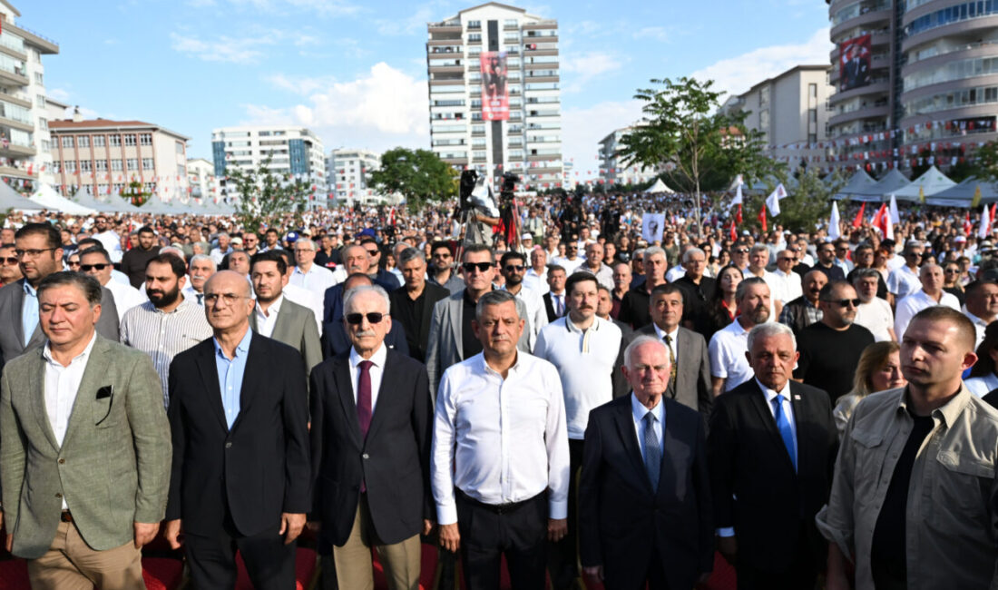 - "Sizden, Yeni Parti'nin Genel Başkanı olarak rızalık almaya geldim.