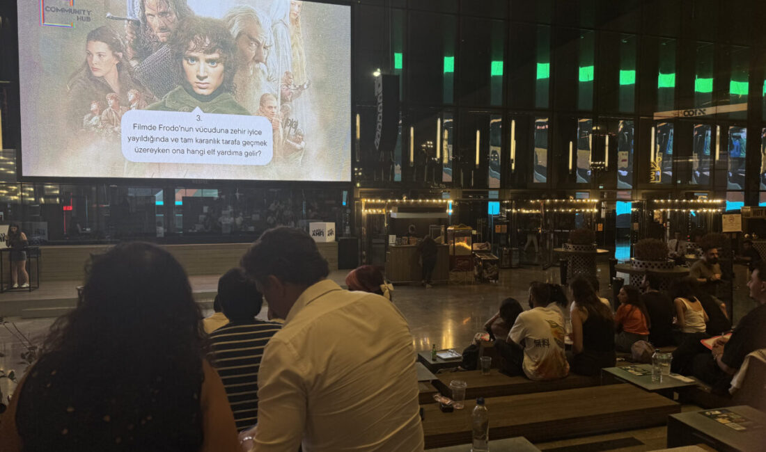 İSTANBUL (AA) – Community Hub tarafından düzenlenen "Yüzüklerin Efendisi Quiz
