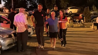 ZONGULDAK (AA) – Zonguldak'ta kayalıklardan düşerek yaralanan kişi, ekiplerce kurtarılarak