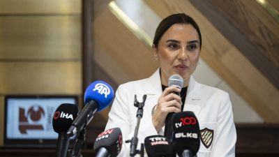 ANKARA (AA) – 15 Temmuz şehitlerinin aileleri, Ankara'da düzenlenen kahvaltıda