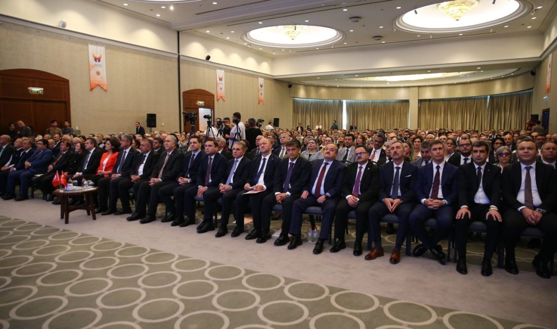ADANA (AA) – Adana Valiliği öncülüğünde hazırlanan "Kalkınma Programı Vizyon