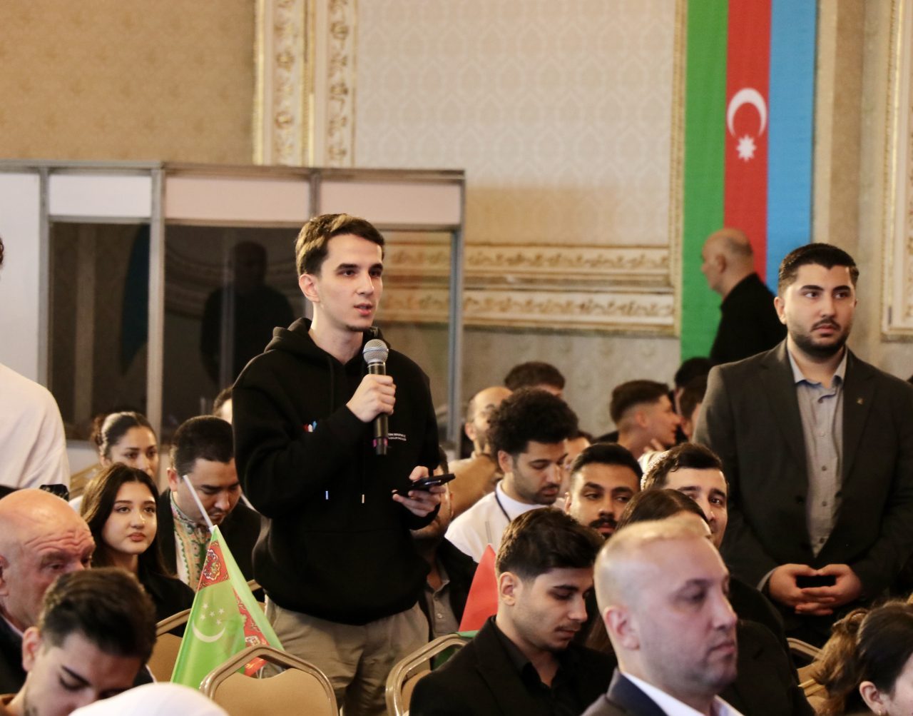 - "Kırım'daki şu an fiili durumu, yaşanan gelişmeleri bir yasa