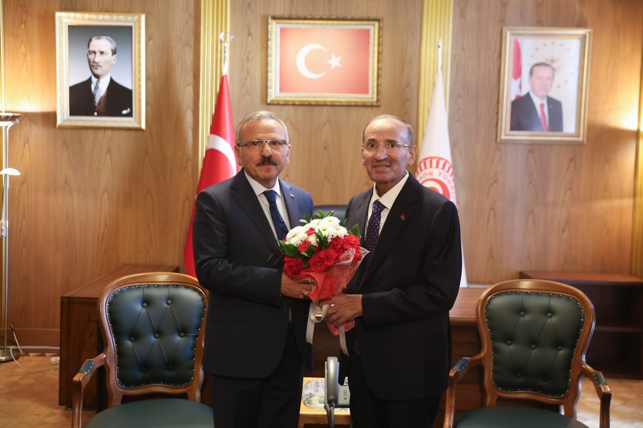 TBMM (AA) – AK Parti Şanlıurfa Milletvekili Bekir Bozdağ, TBMM