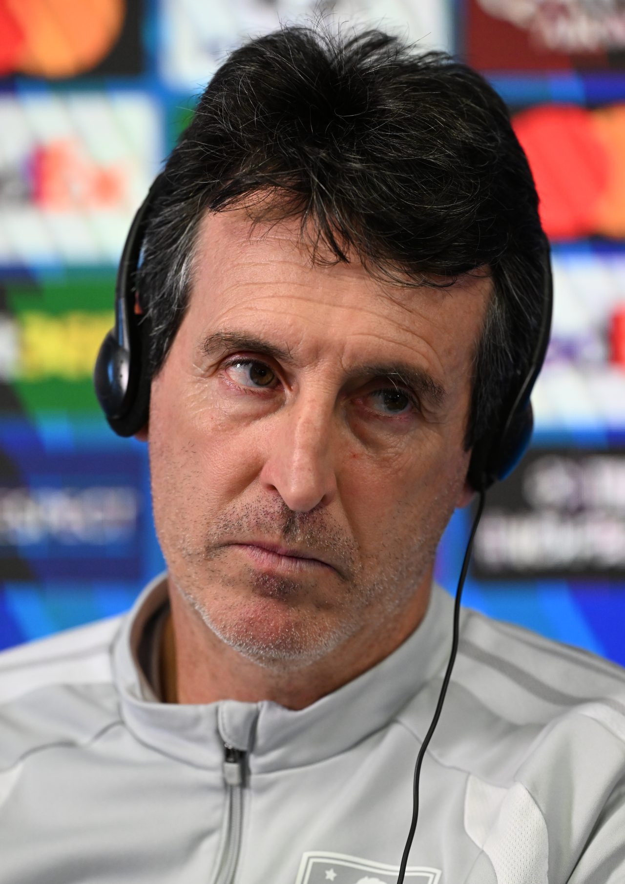 - Aston Villa Teknik Direktörü Unai Emery:
- "Yarın zor bir