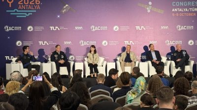 - Uzayda uzun süre kalmanın insan sağlığına etkileri, yapay zekanın