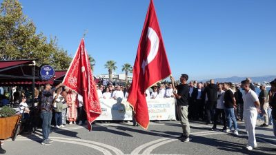 BALIKESİR (AA) – Balıkesir'in Edremit ilçesinde bu yıl 3'üncüsü düzenlenen