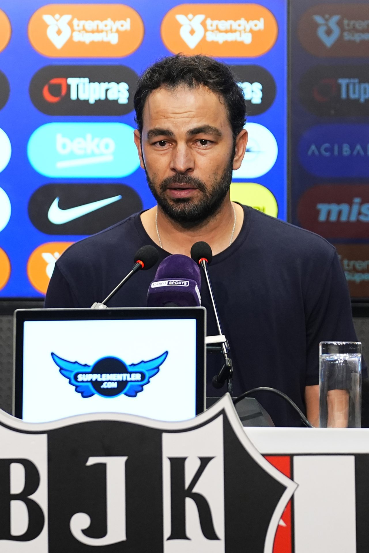 - Kocaelispor Teknik Direktörü Selçuk İnan:
"İyi niyetli olmayan bir hakem