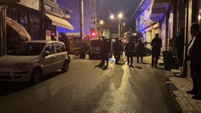 BURSA (AA) – Bursa'nın Osmangazi ilçesinde annesini bıçakla rehin alan