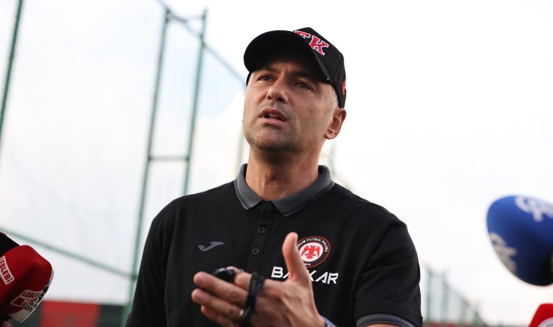 - Teknik direktör Burak Yılmaz:
- "Kendi tarzımızca, kendi oyun felsefemizi,