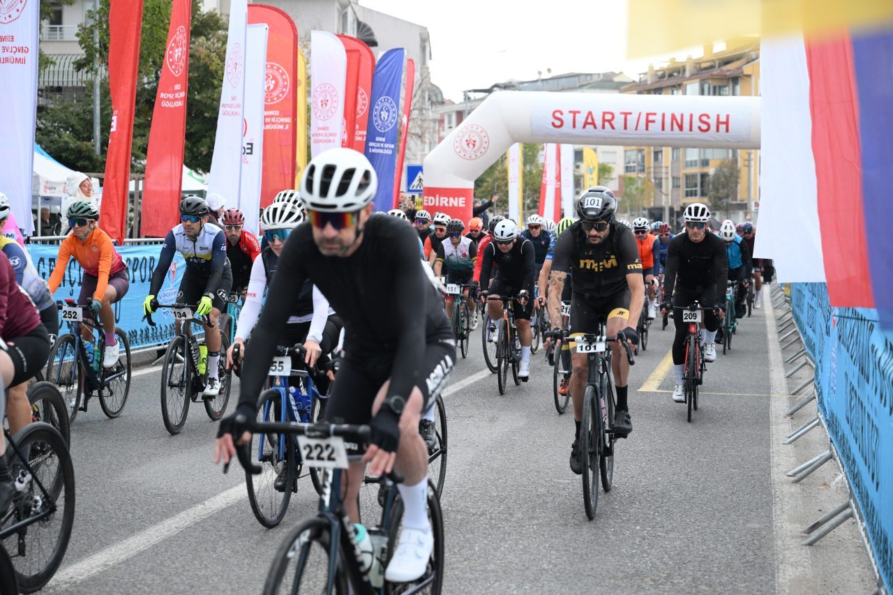 EDİRNE (AA) – Edirne'de 29 Ekim Cumhuriyet Bayramı kutlamaları kapsamında