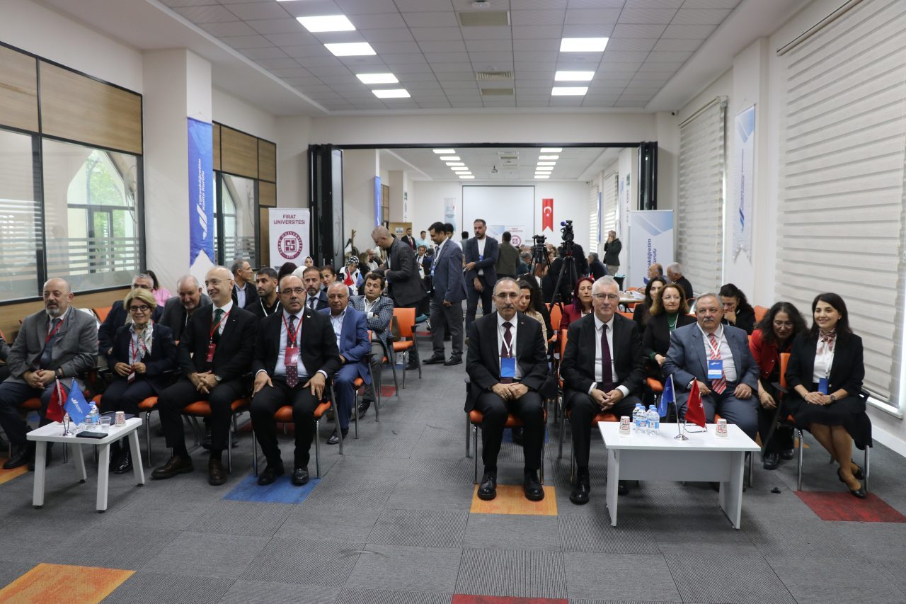 - YÖKAK Başkanı Prof. Dr. Ümit Kocabıçak:
- "Bizim başka bir