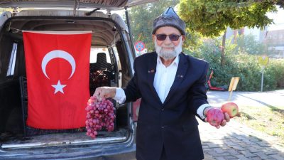 İZMİR (AA) – Denizli'de oturan 76 yaşındaki Muhammed Yılmaz, İzmir'de