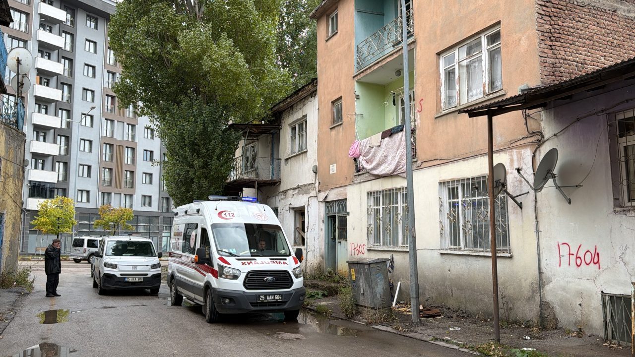 ERZURUM (AA) – Erzurum'un Yakutiye ilçesinde yalnız yaşayan 58 yaşındaki