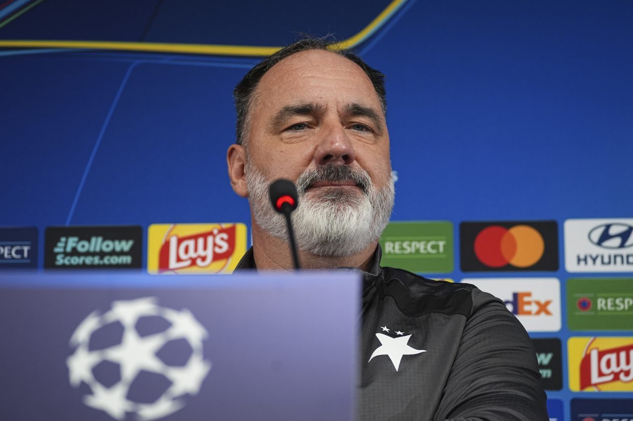 - Slavia Prag Teknik Direktörü Jindrich Trpisovsky:
"Fenerbahçe'nin yarınki takımı, onlarla
