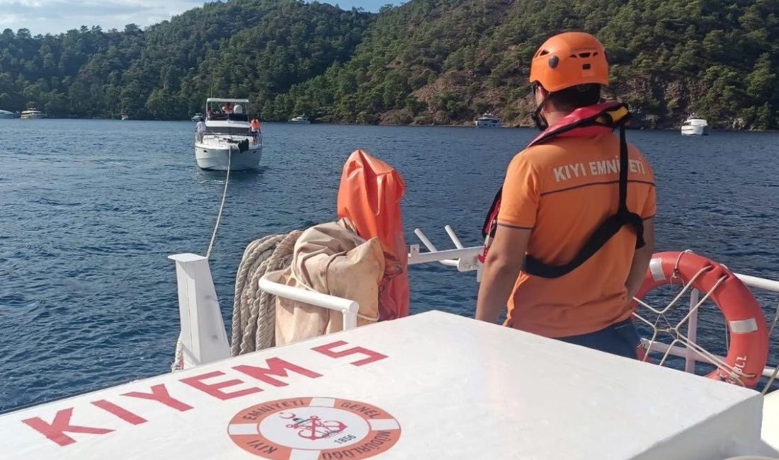 MUĞLA (AA) – Muğla'nın Fethiye ilçesi açıklarında sürüklenen teknedeki 4