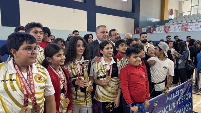 - "Türkiye son 25 yılda spor tesisleri devrini yaşamıştır. Avrupa'nın