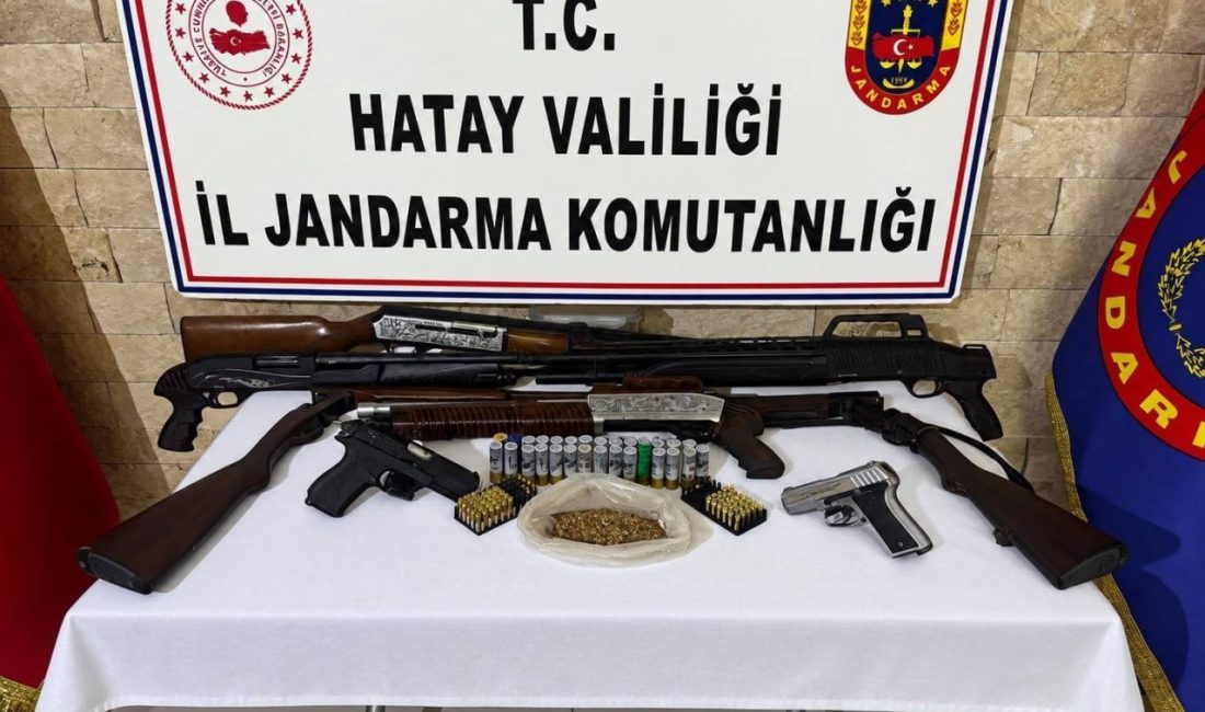 HATAY (AA) – Hatay'ın merkez Antakya ilçesinde, kurusıkı tabancaların namlularını