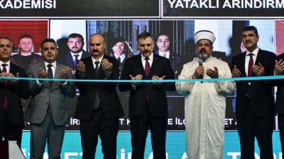 - "Bir zamanlar terörün gölgesinde kalan dağlarımız, yaylalarımız ve köylerimiz