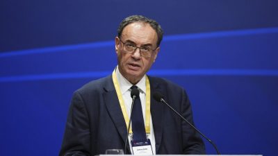 - "Ekonomi politikalarının giderek jeopolitik rekabetin bir alanı haline geldiği