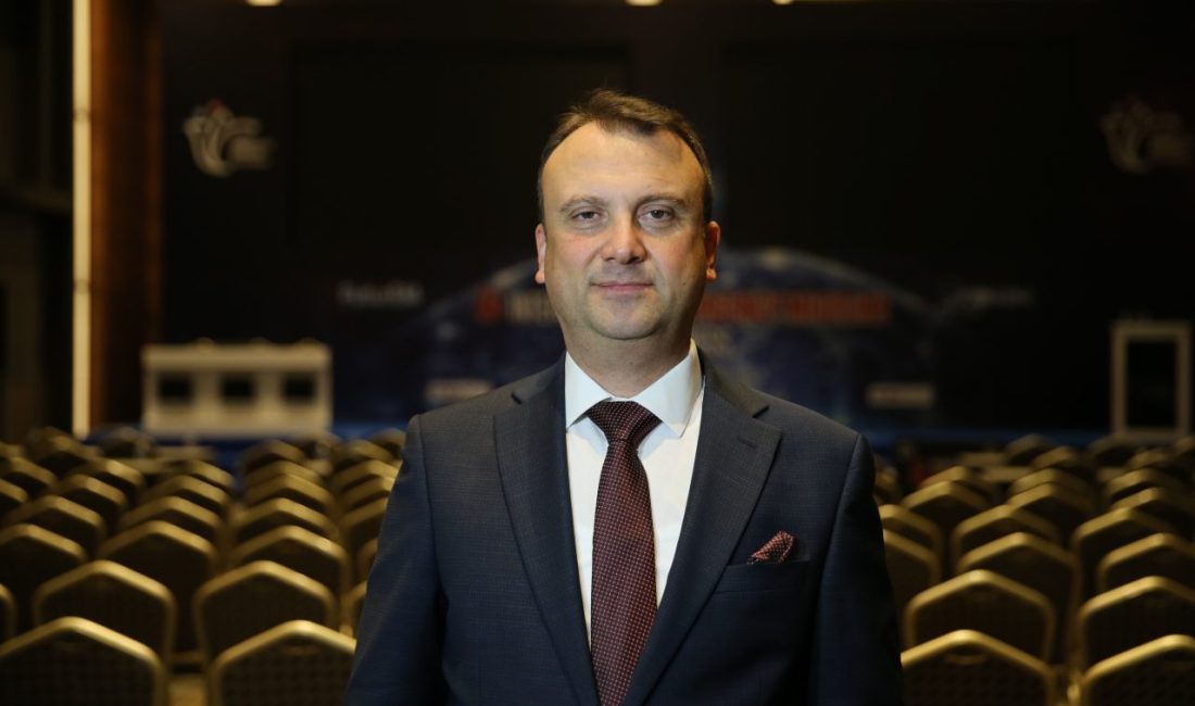 - 6. Uluslararası Acil Tıp Kongresi Başkanı Prof. Dr. İsmail