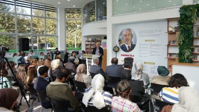 İSTANBUL (AA) – Yazar Prof. Dr. İskender Pala, Esenyurt Belediyesi