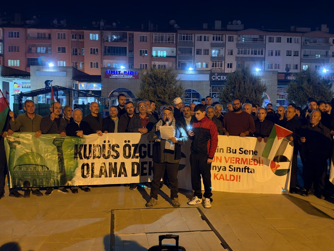 ÇANKIRI (AA) – Çankırı'da, İsrail'in Gazze'ye yönelik saldırılarının 3. yılı