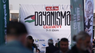 İSTANBUL (AA) – Üsküdar'da Filistin halkıyla dayanışmayı büyütmek amacıyla ülke