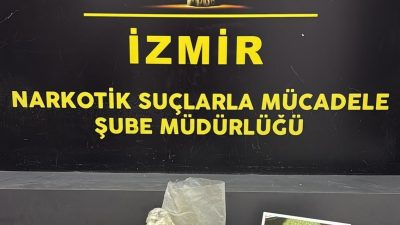 İZMİR (AA) – İzmir'in Konak ilçesinde 1 kilo 950 gram