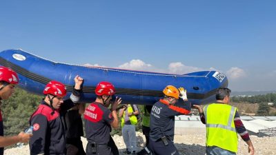 İZMİR (AA) – İzmir'in Buca ilçesinde, katı atık döküm sahasındaki