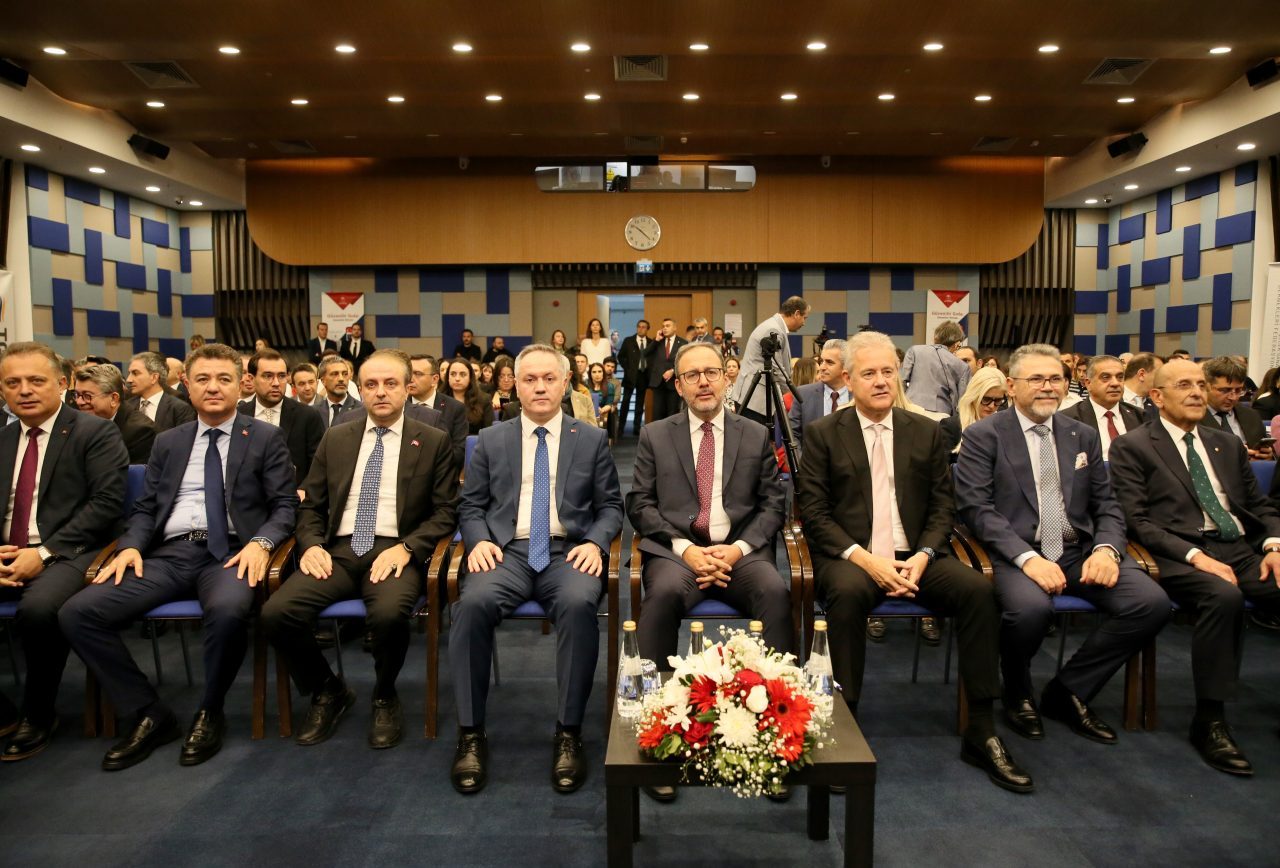 İZMİR (AA) – İzmir'de, "Dünya Gıda Günü" kapsamında düzenlenen etkinlikte
