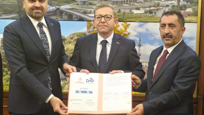 - Kars Valisi Ziya Polat:
- "700 bini aşan turist sayısıyla