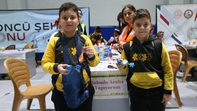 KASTAMONU (AA) – TÜBİTAK 4007 Bilim Şenlikleri kapsamında düzenlenen "Köklerden