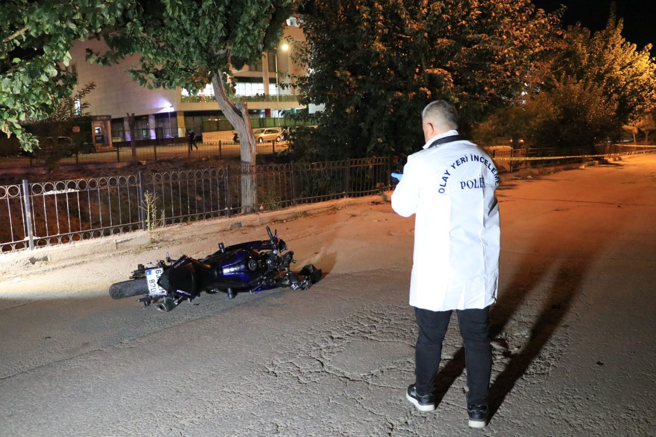 KİLİS (AA) – Kilis'te motosikletin devrilmesi sonucu sürücü ağır yaralandı.