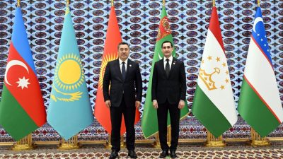 BİŞKEK (AA) – Kırgızistan Cumhurbaşkanı Sadır Caparov, bölgede ekonomik işbirliğinin