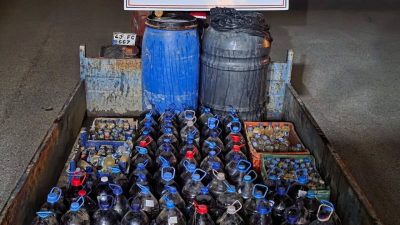 KÜTAHYA (AA) – Kütahya’nın Şaphane ilçesinde 960 litre sahte içki