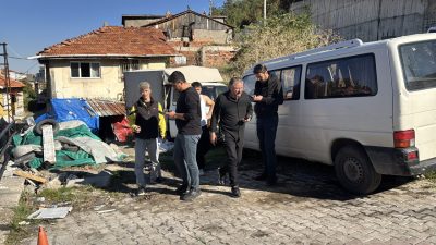 KÜTAHYA (AA) – Kütahya'da otomobilden pompalı tüfekle açılan ateş sonucu
