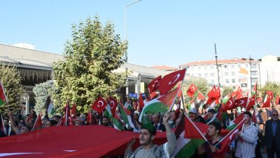 MALATYA (AA) – Malatya'da, İsrail'in Gazze'deki soykırımının 3. yılını protesto