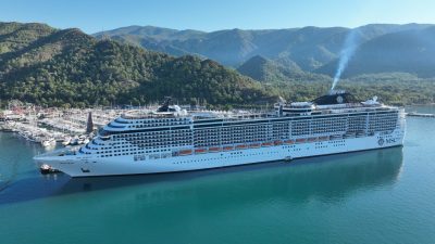MUĞLA (AA) – Muğla'nın Marmaris ilçesine, Panama bayraklı "MSC Divina"