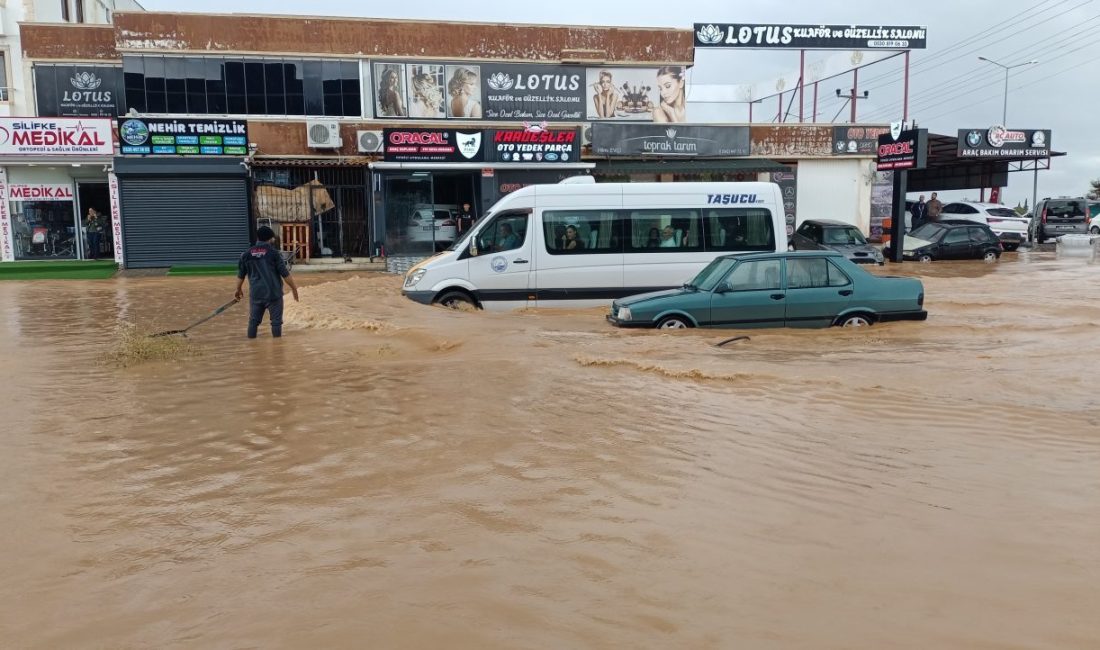 - Silifke ilçesinde Atatürk Evi ve Etnografya Müzesi'ni su bastı