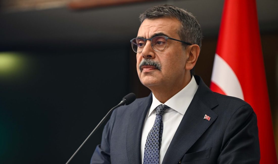 -  "Daha çok okuyan, daha çok düşünen ve daha